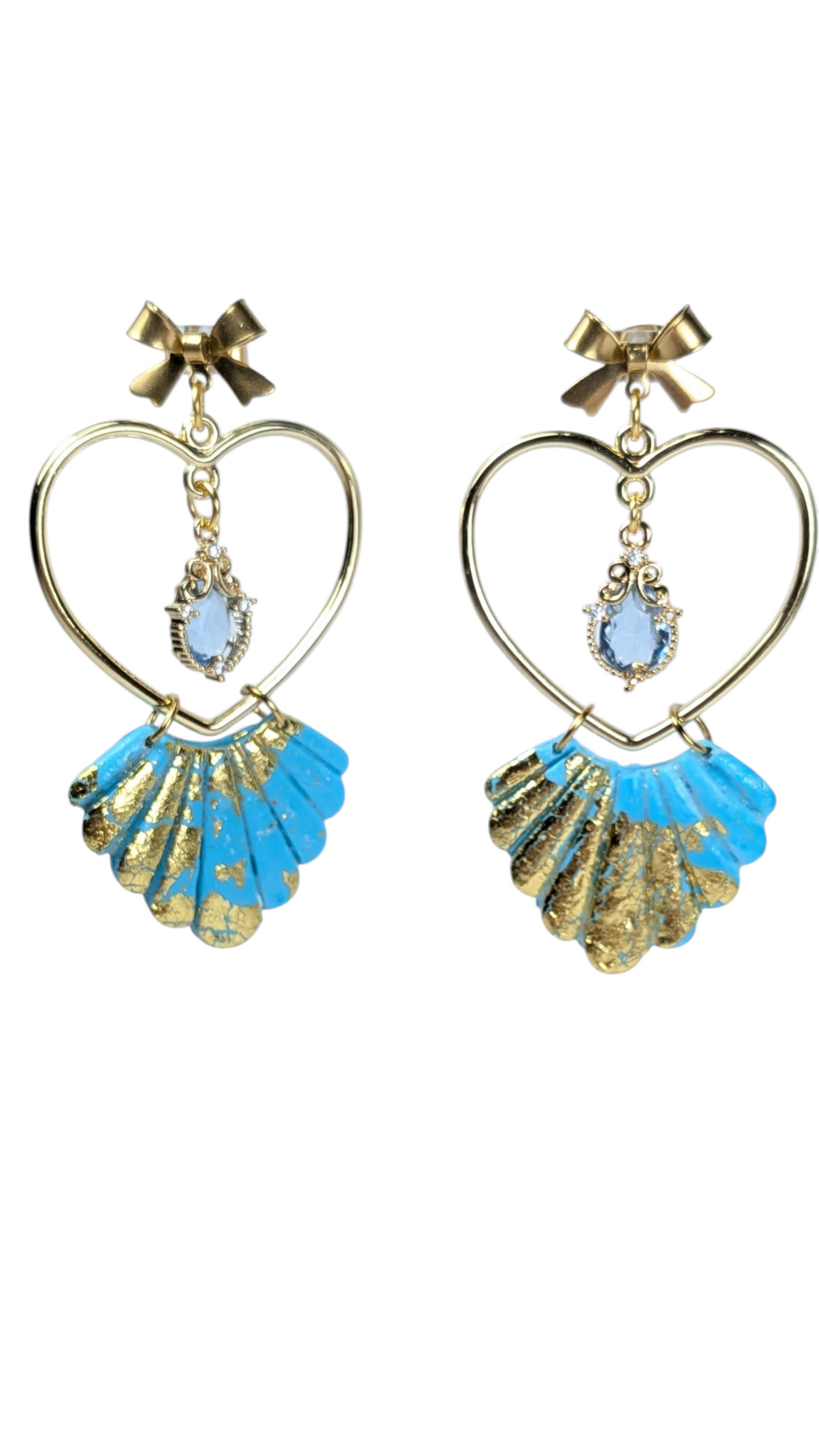 Boucles d'oreilles nœud acier, cœur doré, cristal bleu & éventail turquoise