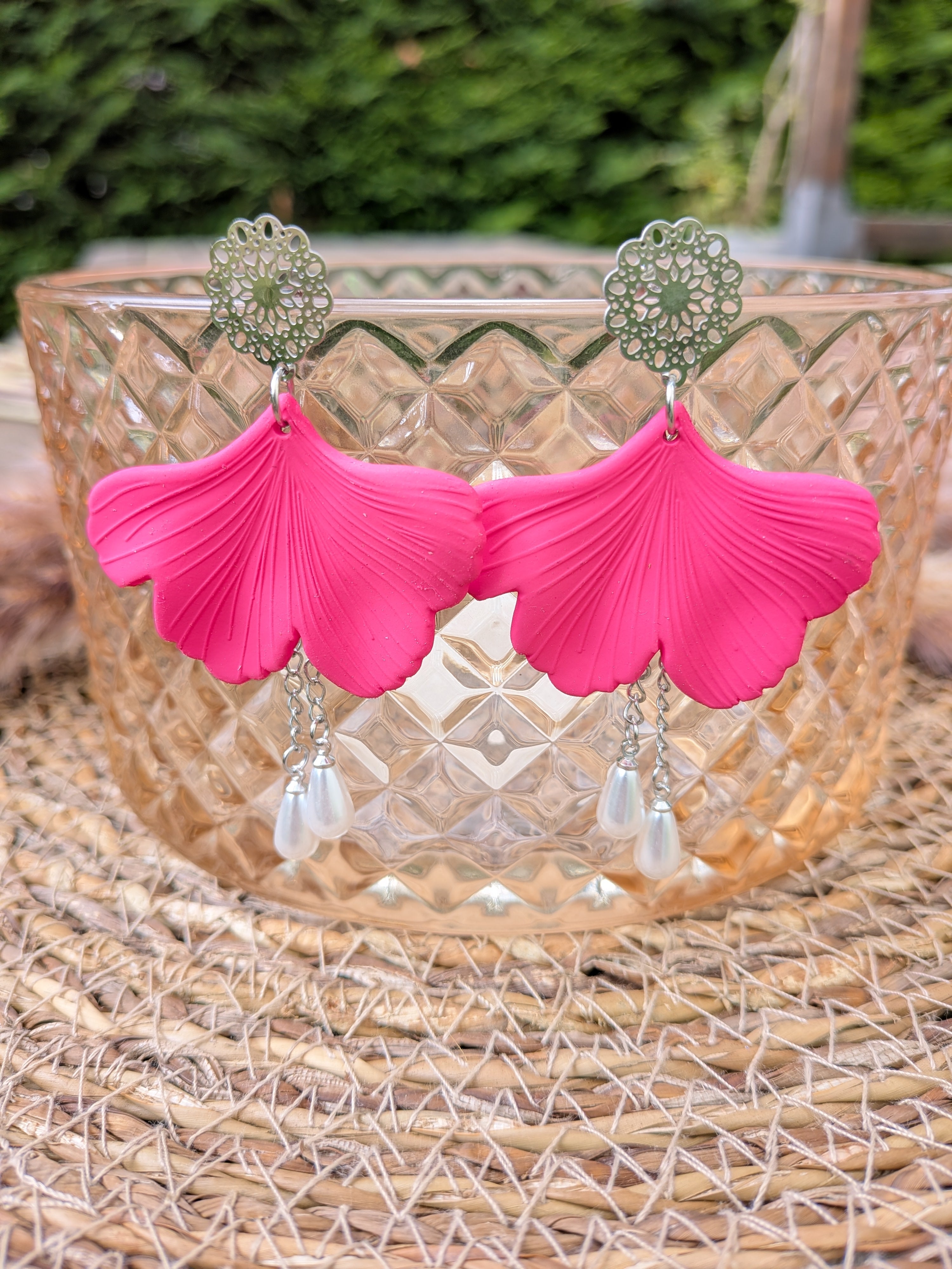 Boucles d'oreilles Ginkgo et perles, version argentée