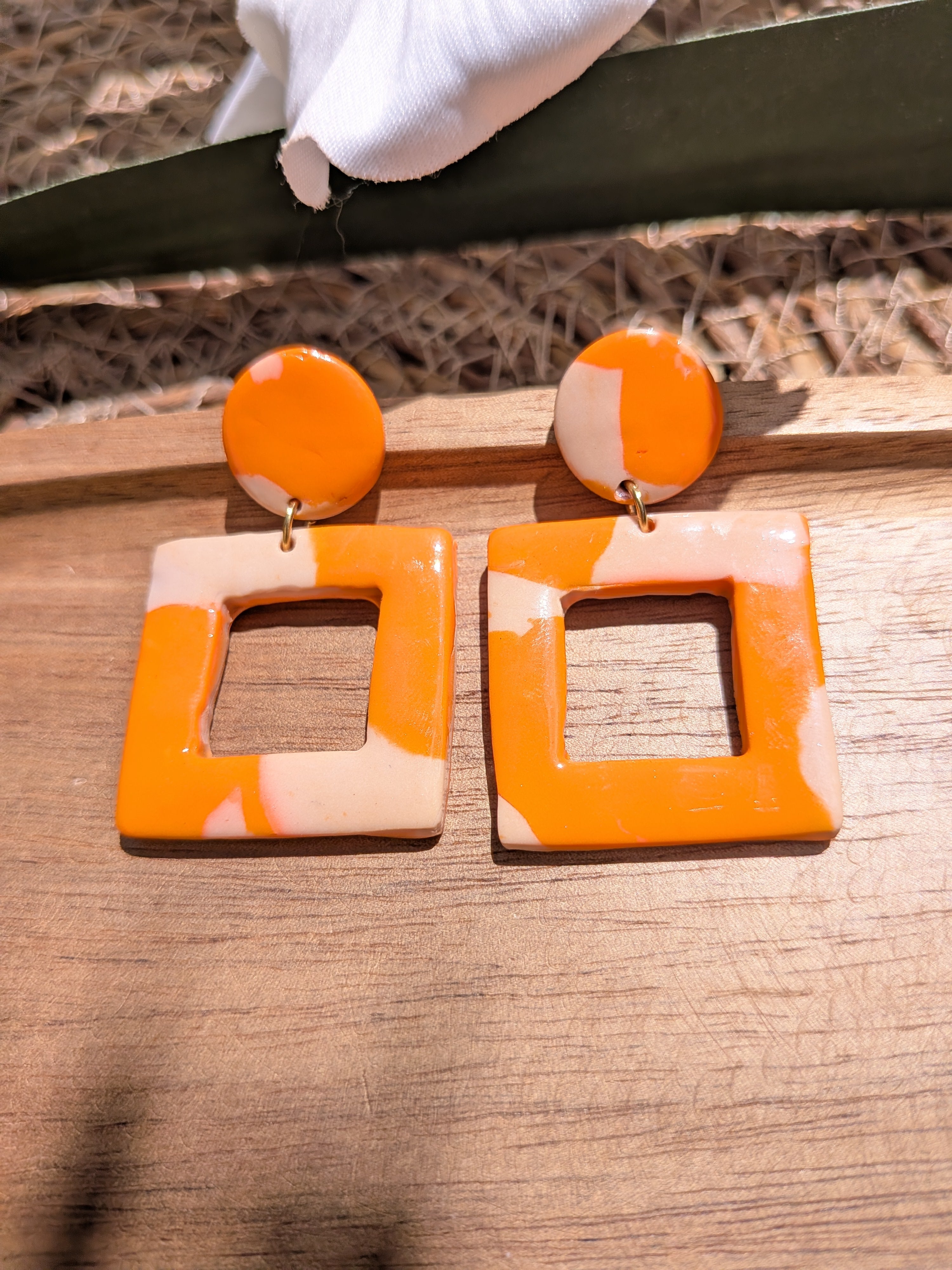 Boucles d'oreilles Artisanales en Pâte Fimo – Orange & Beige