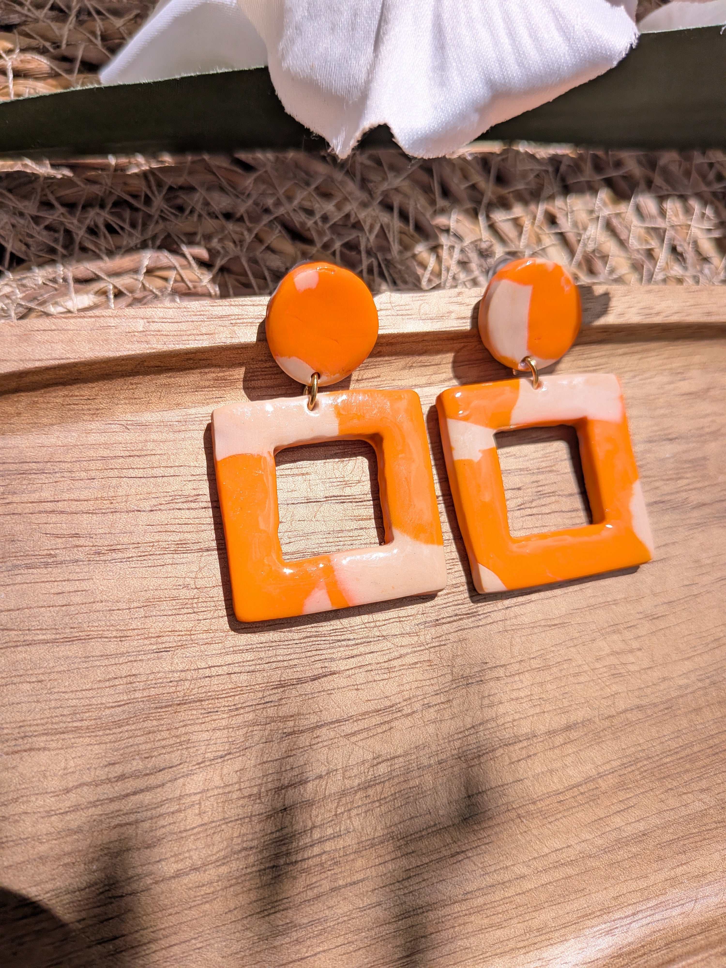 Boucles d'oreilles Artisanales en Pâte Fimo – Orange & Beige
