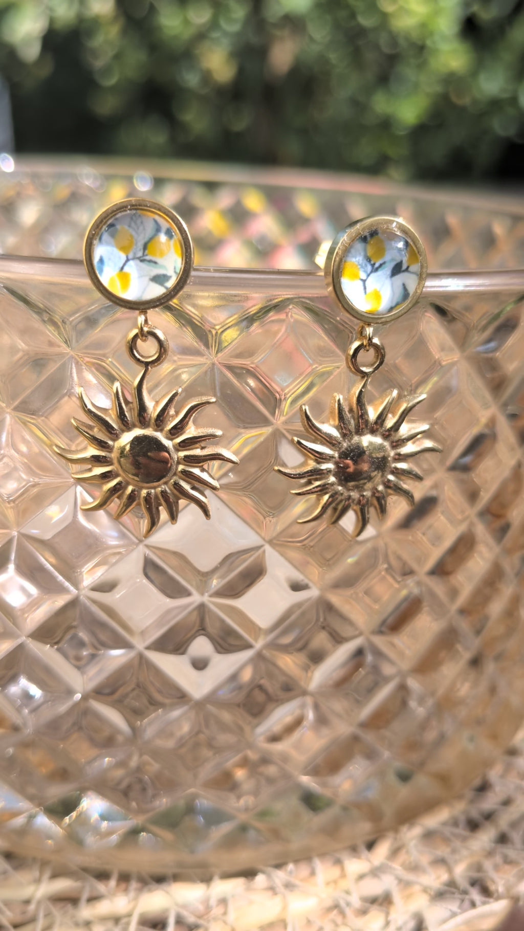 Boucles d'oreilles Soleil Citron – Acier doré & Cabochon verre