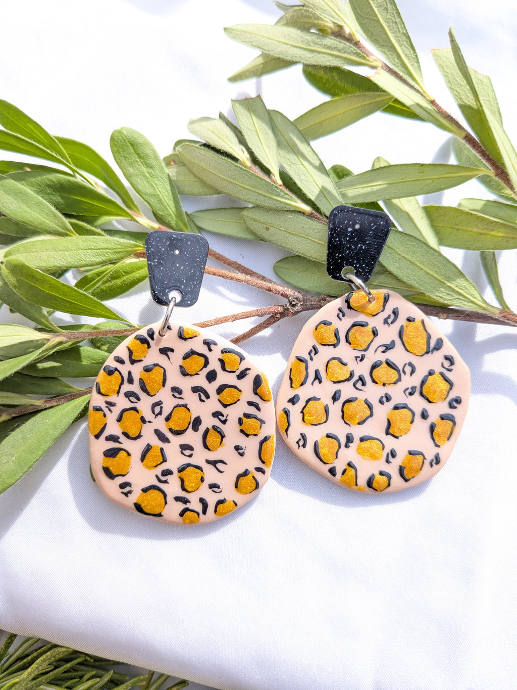 Boucles d'oreilles Léopard Fimo – Fait main