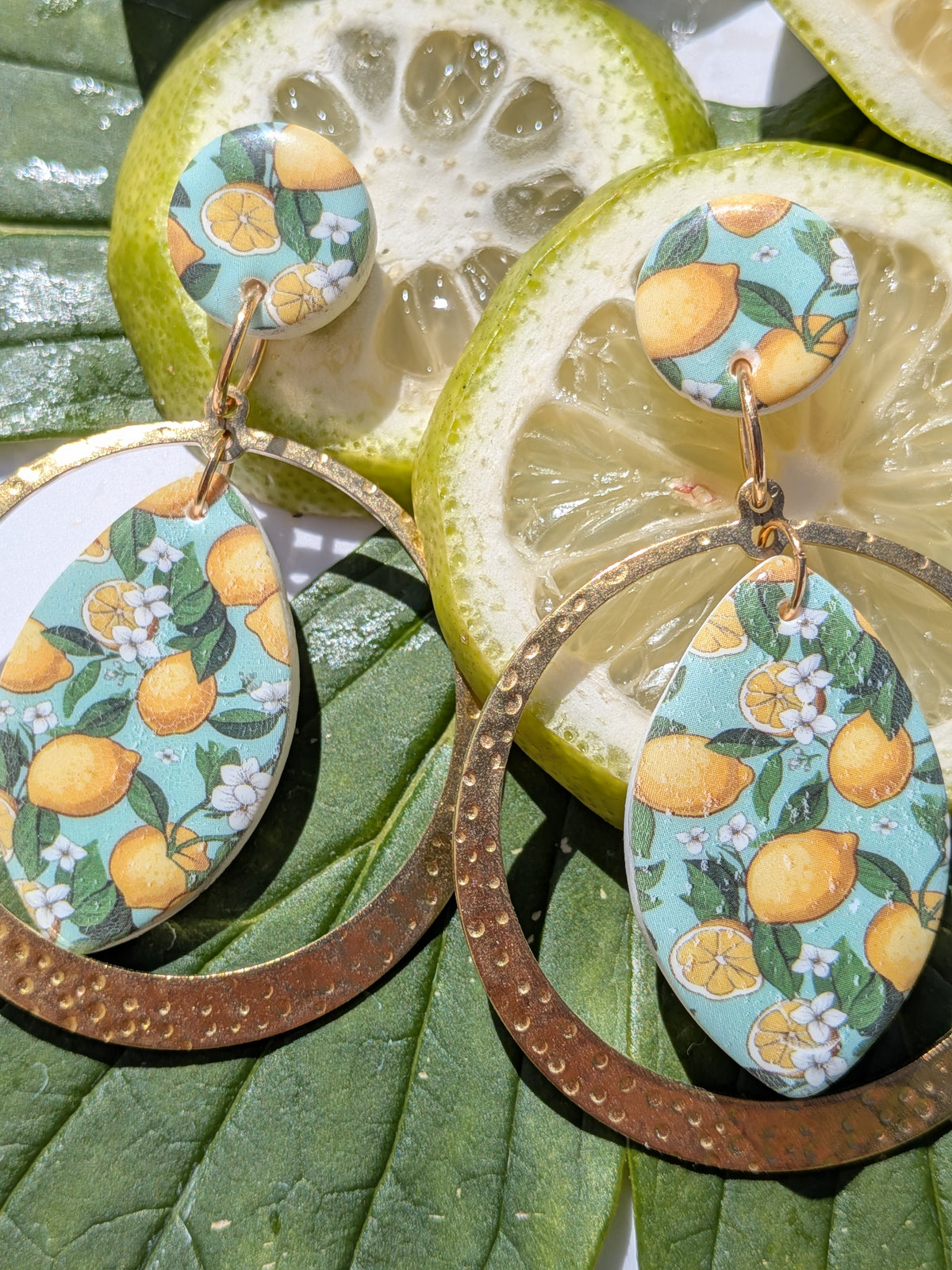 Boucles d'oreilles Fimo Ovale Citrons – Anneau Martelé & Attache Assortie