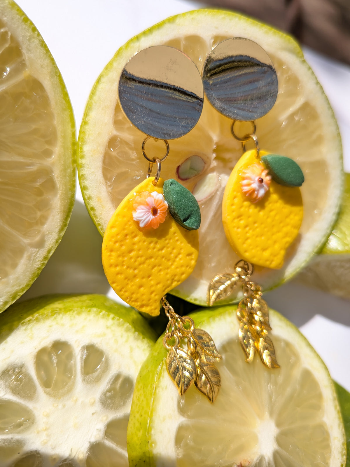 Boucles d'oreilles citron, pate polymère