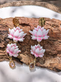 Boucles d'oreilles lotus longues, inspiration asiatique