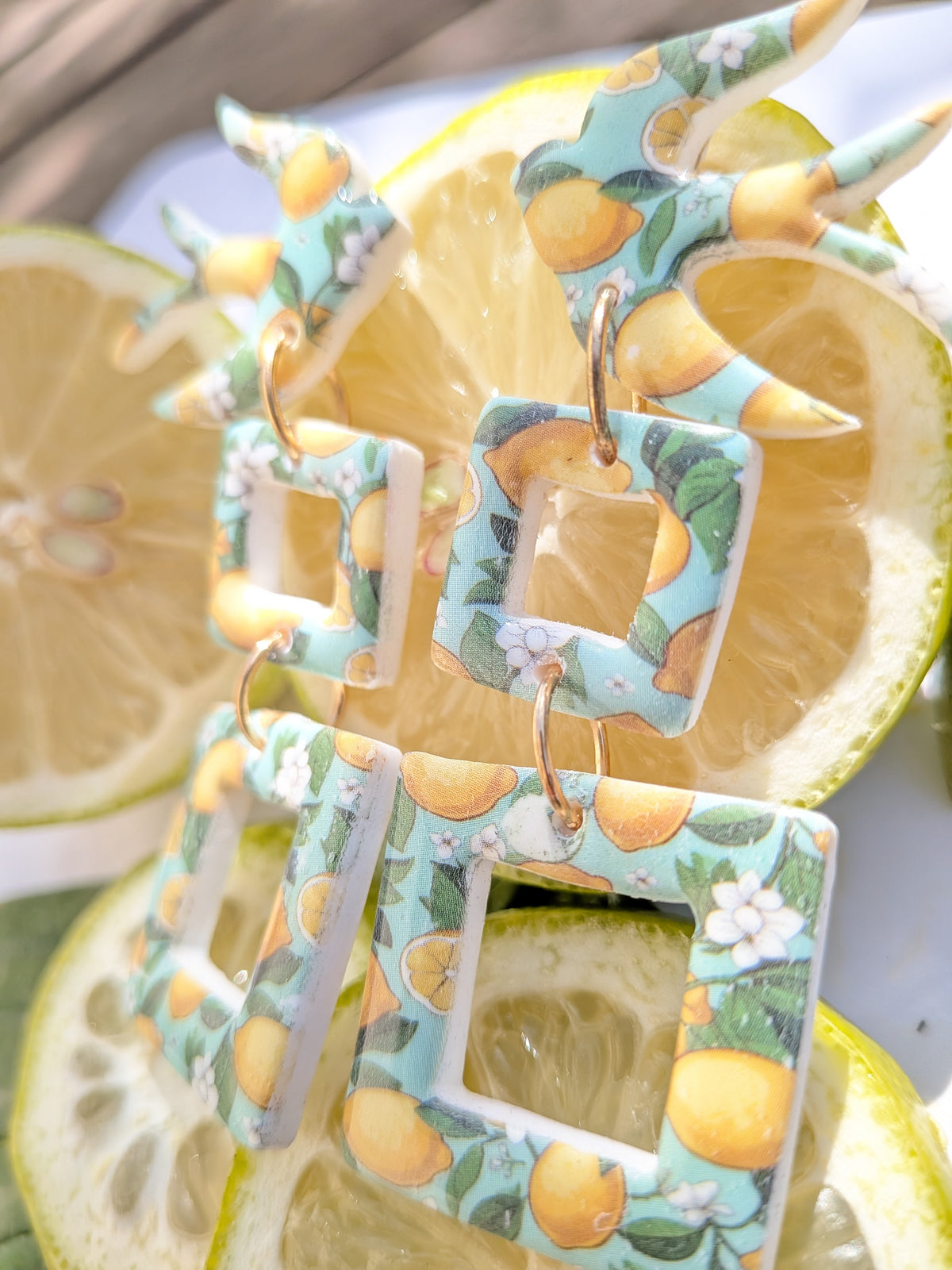 Boucles d'oreilles Fimo Carrés Citrons – Duo Grand & Petit Carré, Attache Colombe