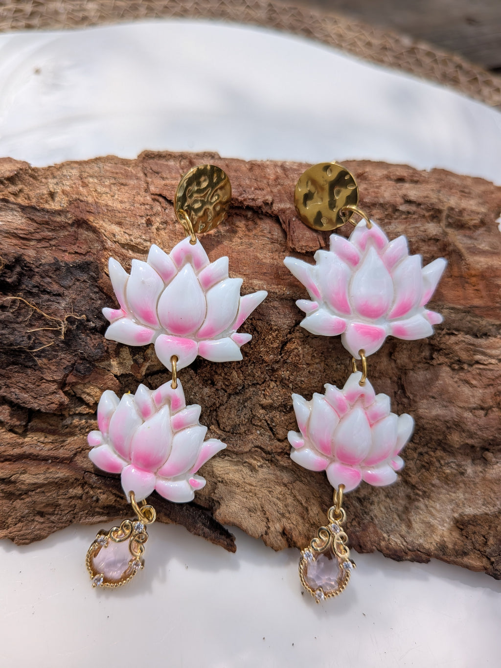 Boucles d'oreilles lotus longues, inspiration asiatique